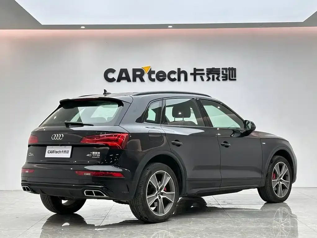 Audi Q5L — фото 4
