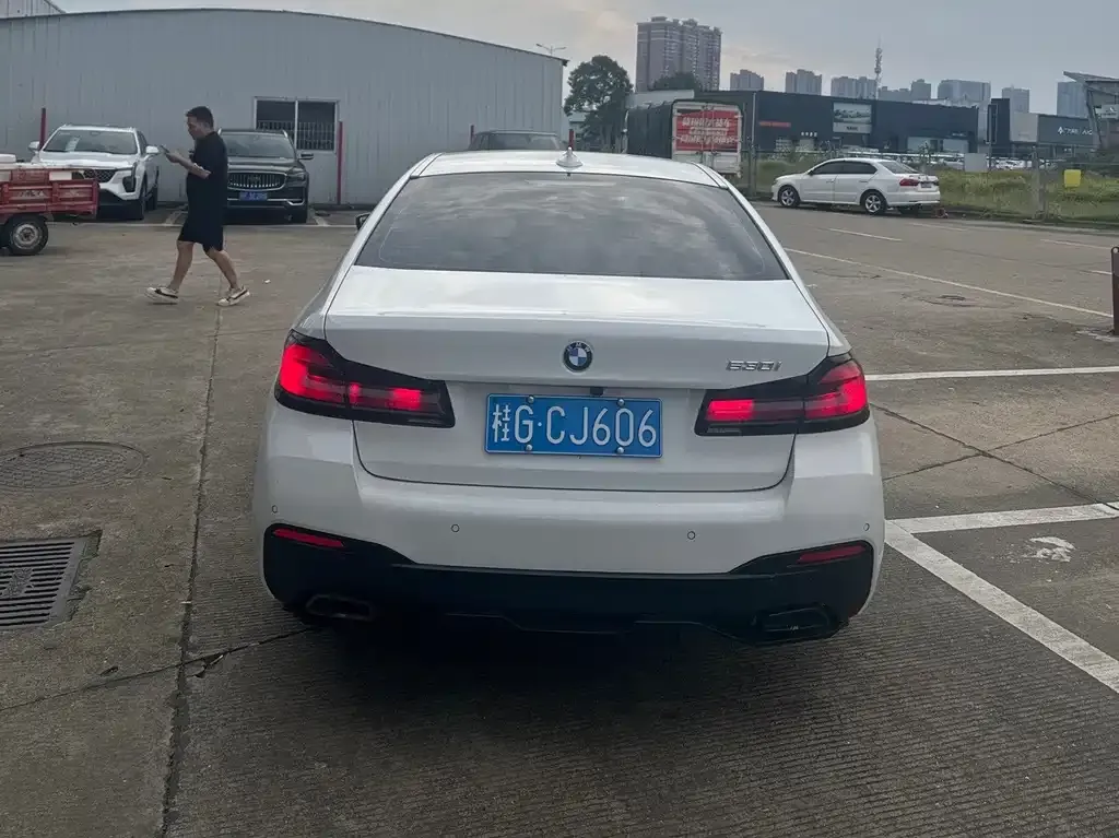 BMW 5 Series (Import) — фото 6