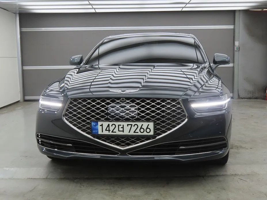 Genesis G90 — фото 10