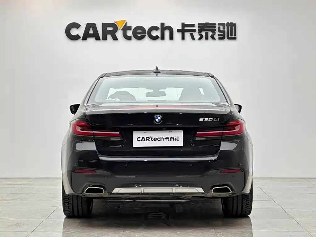 BMW 5 Series — фото 5
