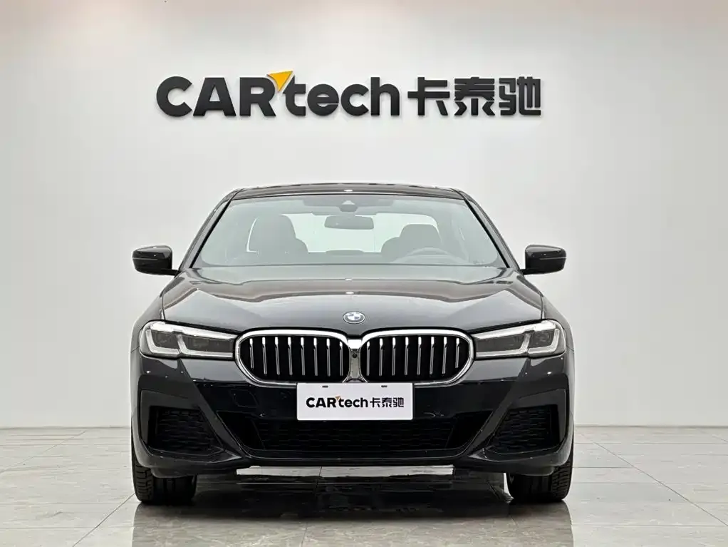 BMW 5 Series — фото 10