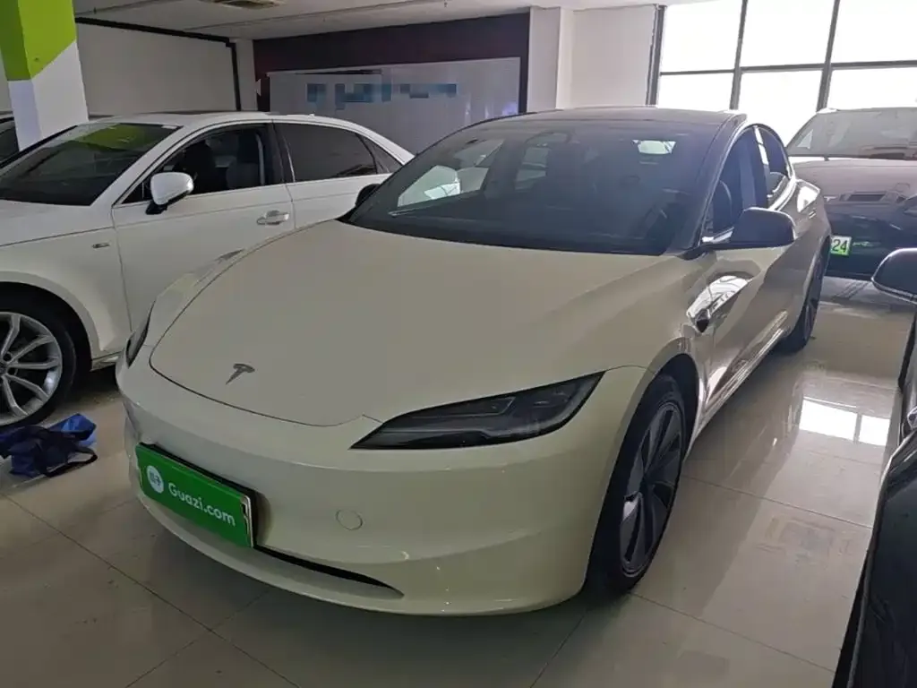 Tesla Model 3 — фото 2