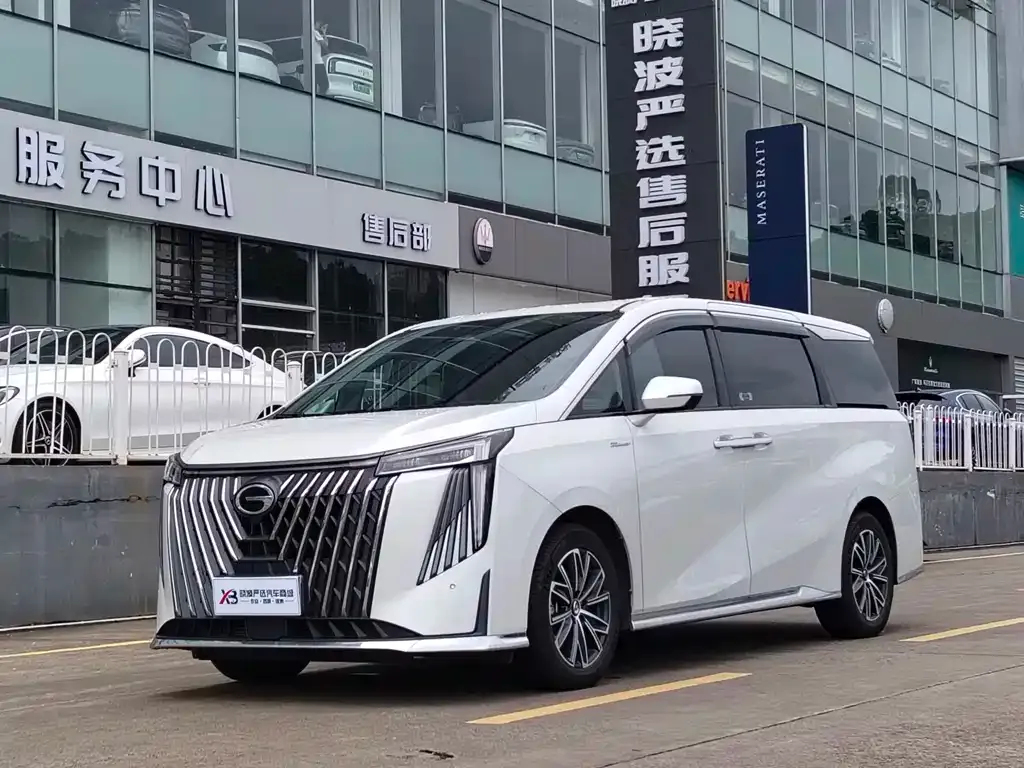 GAC Motor Trumpchi M8 — фото 1