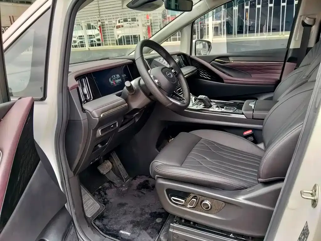 GAC Motor Trumpchi M8 — фото 2