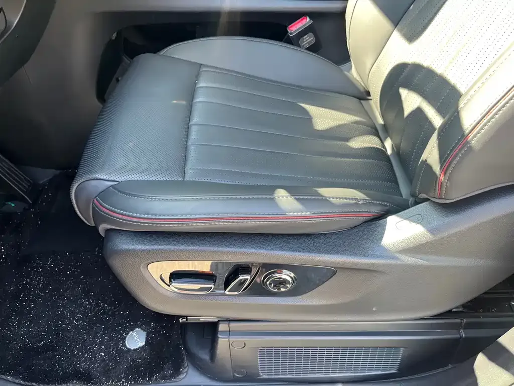 GAC Motor Trumpchi E9 — фото 10