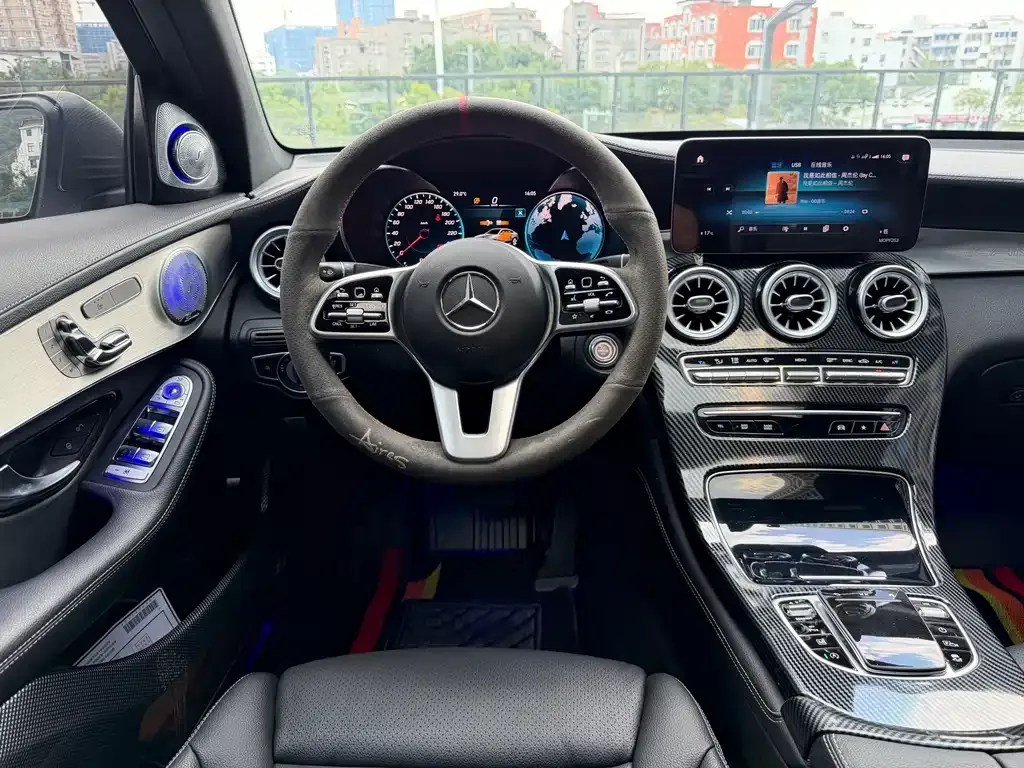 Mercedes-Benz GLC Coupe — фото 10
