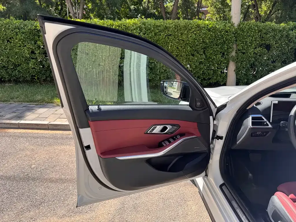 BMW i3 — фото 9