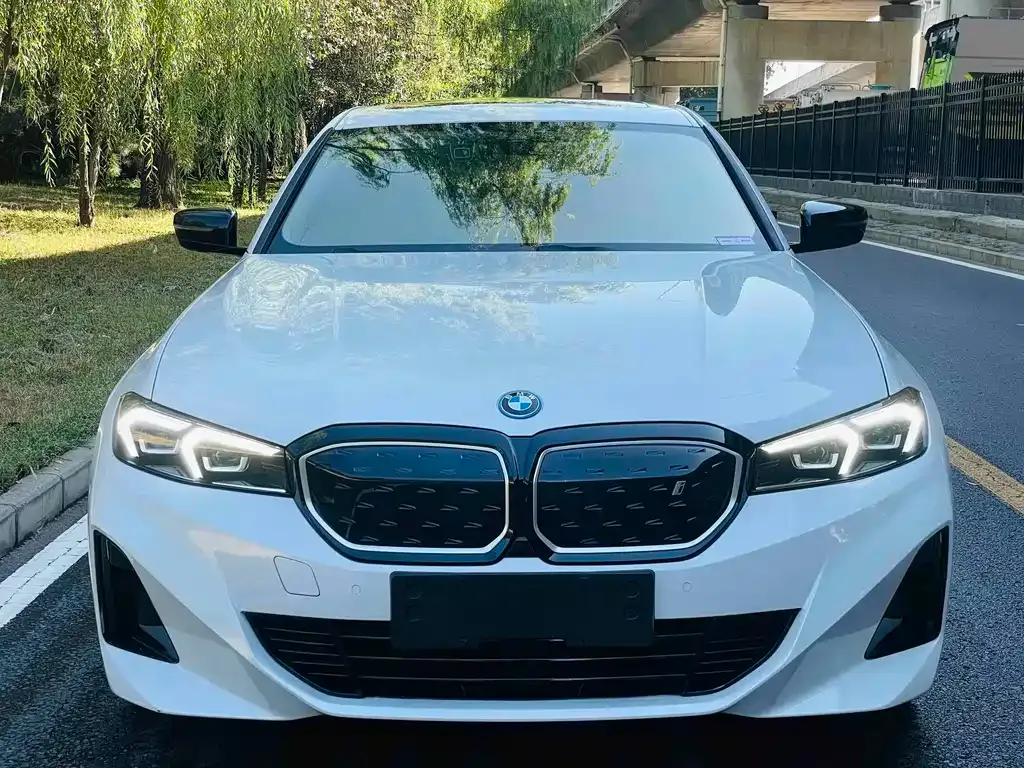 BMW i3 — фото 7