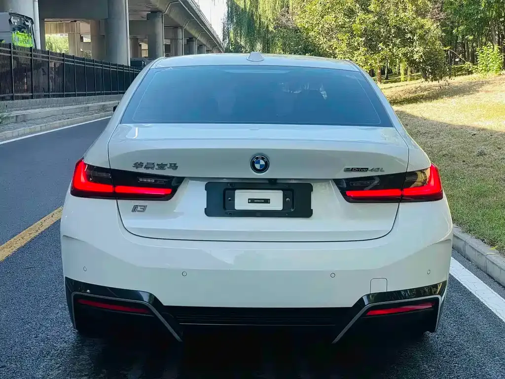 BMW i3 — фото 2