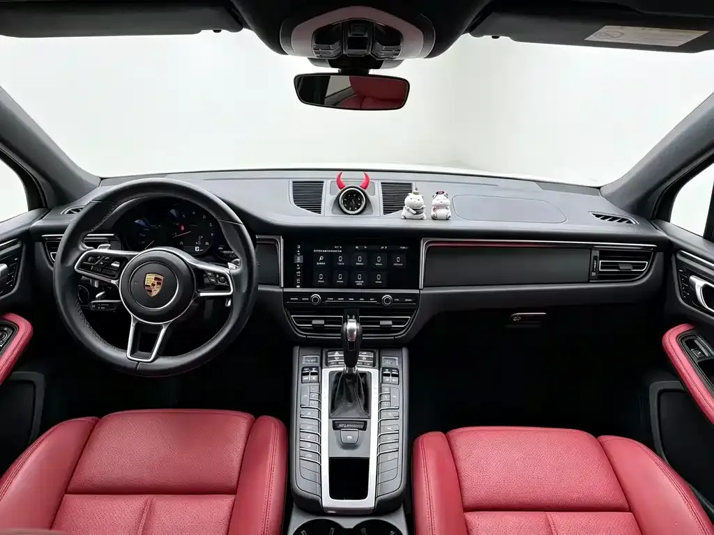 Porsche Macan — фото 6