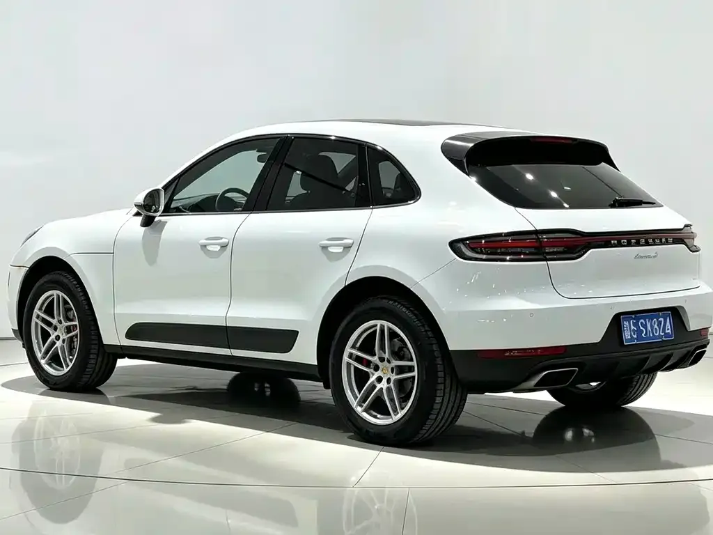 Porsche Macan — фото 5