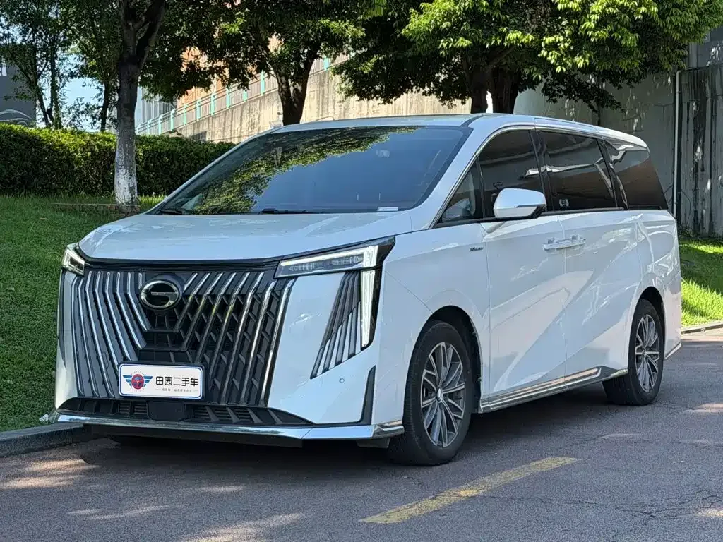 GAC Motor Trumpchi M8 — фото 1