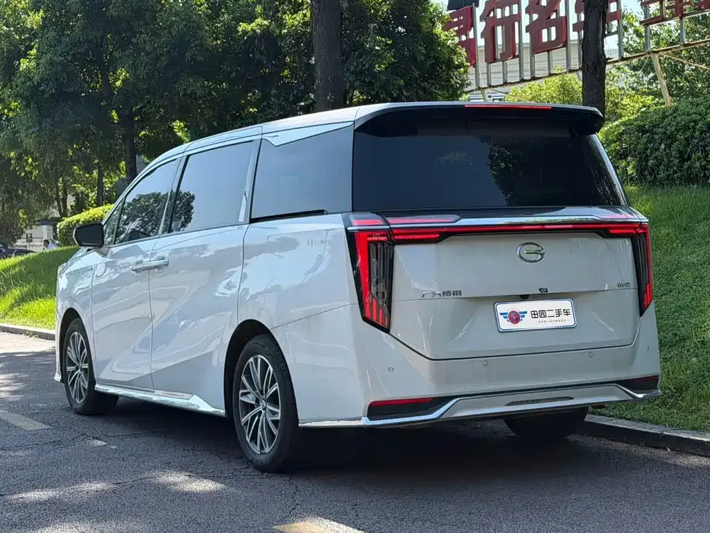 GAC Motor Trumpchi M8 — фото 10