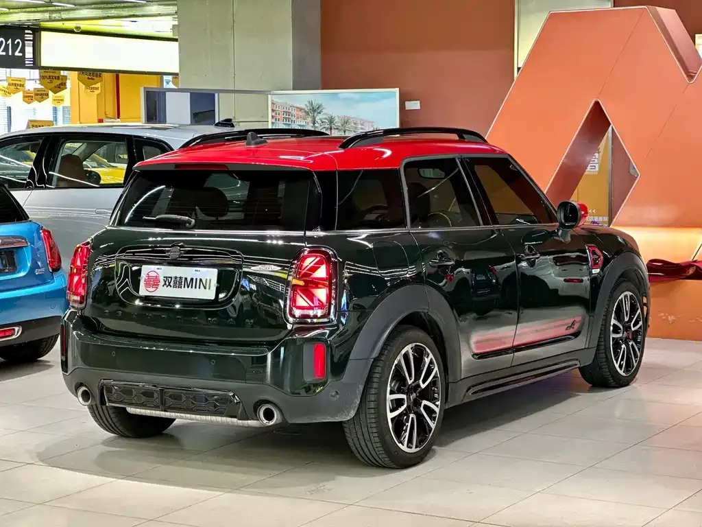 MINI Countryman JCW — фото 6