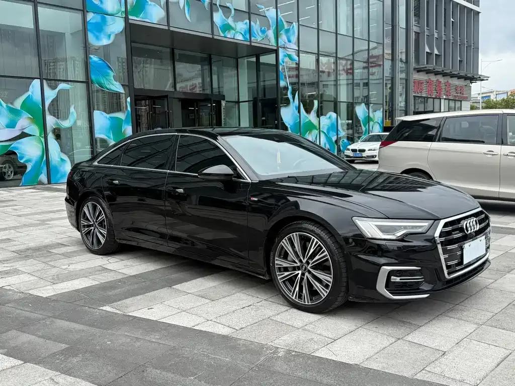 Audi A6L — фото 5