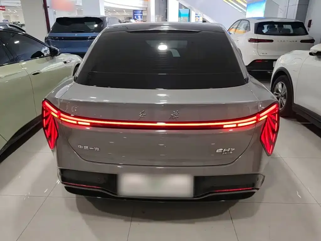 Hongqi EH7 — фото 2