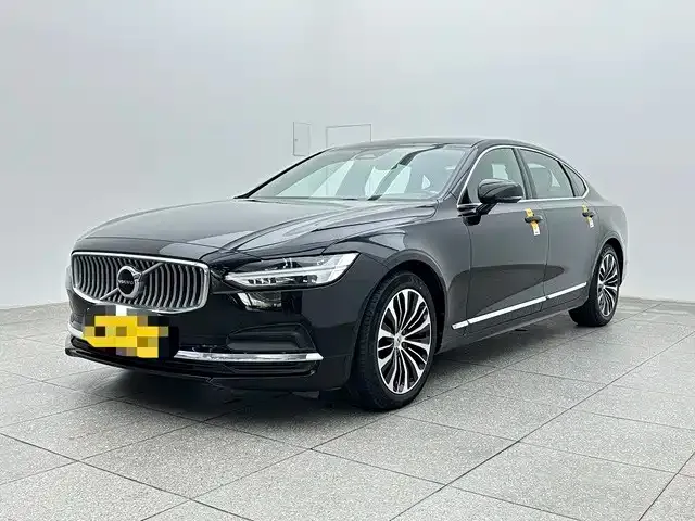 Volvo S90 — фото 1
