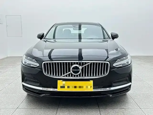 Volvo S90 — фото 10