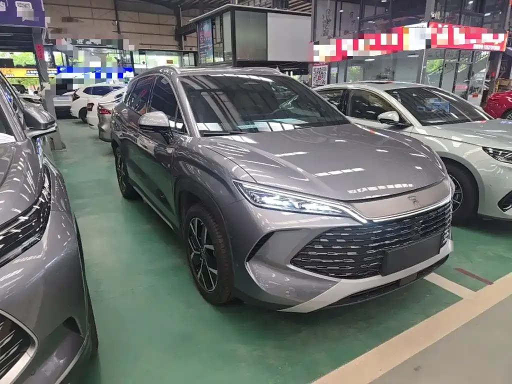 BYD L DM-i — фото 7