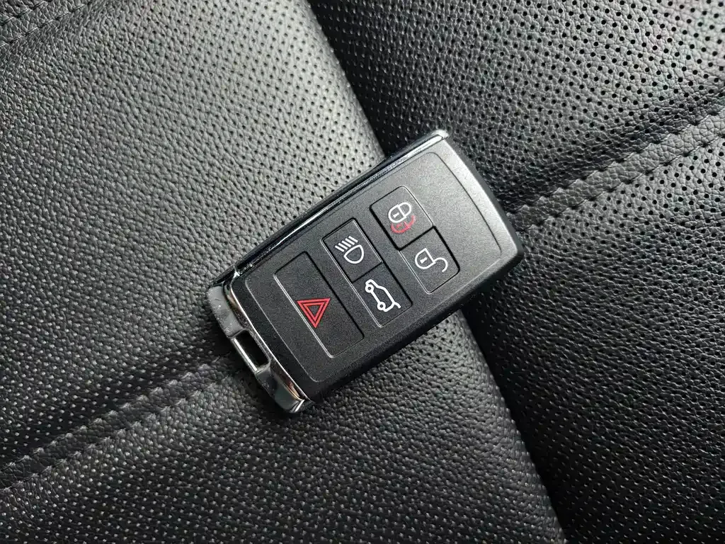 Land Rover Evoque — фото 9