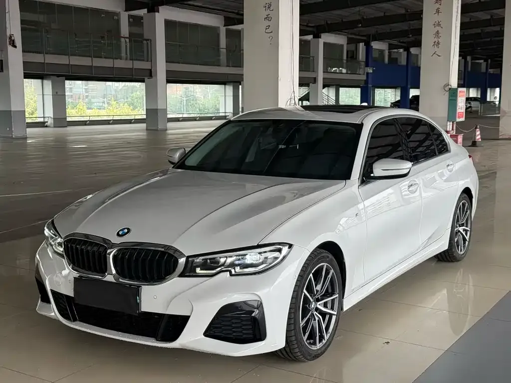 BMW 3 Series — фото 1