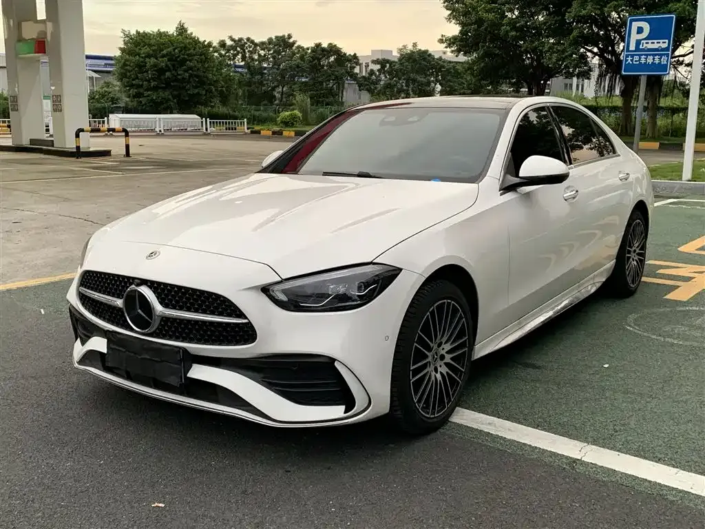 Mercedes-Benz C-Class — фото 1