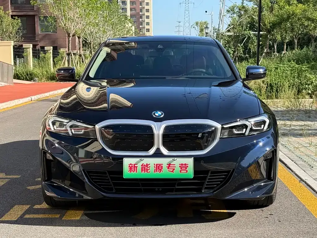 BMW i3 — фото 7