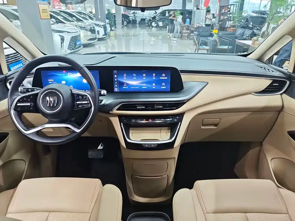 Buick GL8 Hybrid — фото 2
