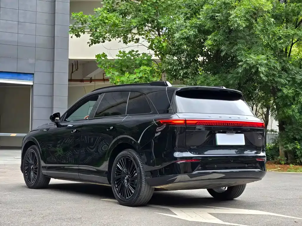 XPeng G9 — фото 7