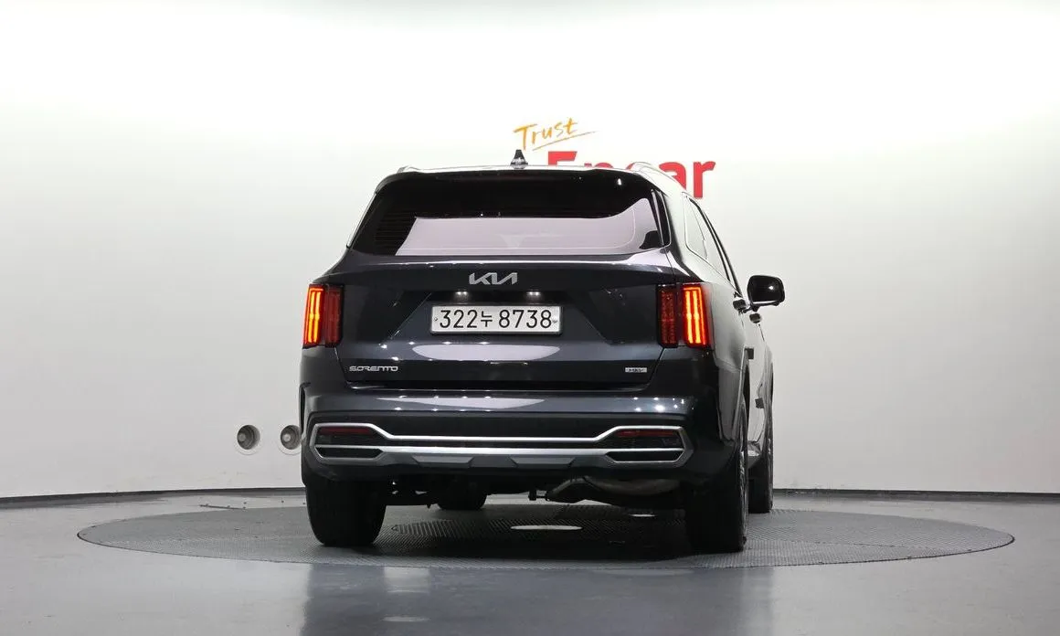Kia Sorento — фото 5