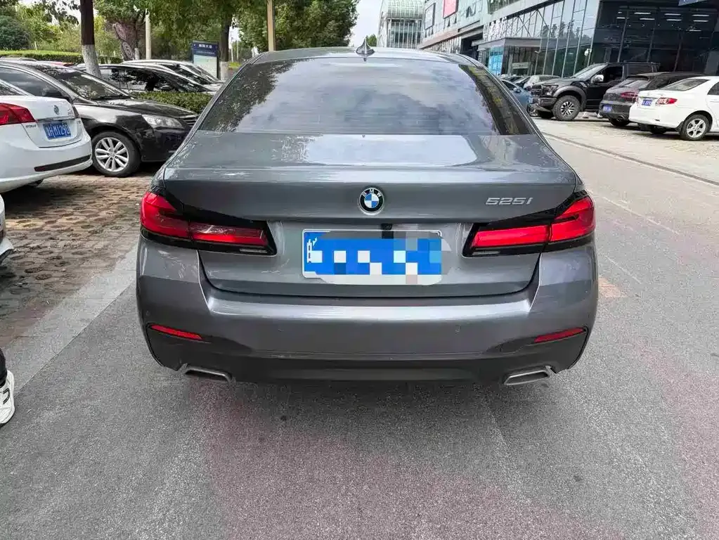 BMW 5 Series (Import) — фото 3