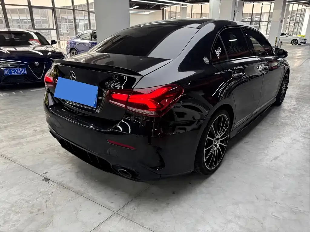 Mercedes-Benz A-Class AMG — фото 10