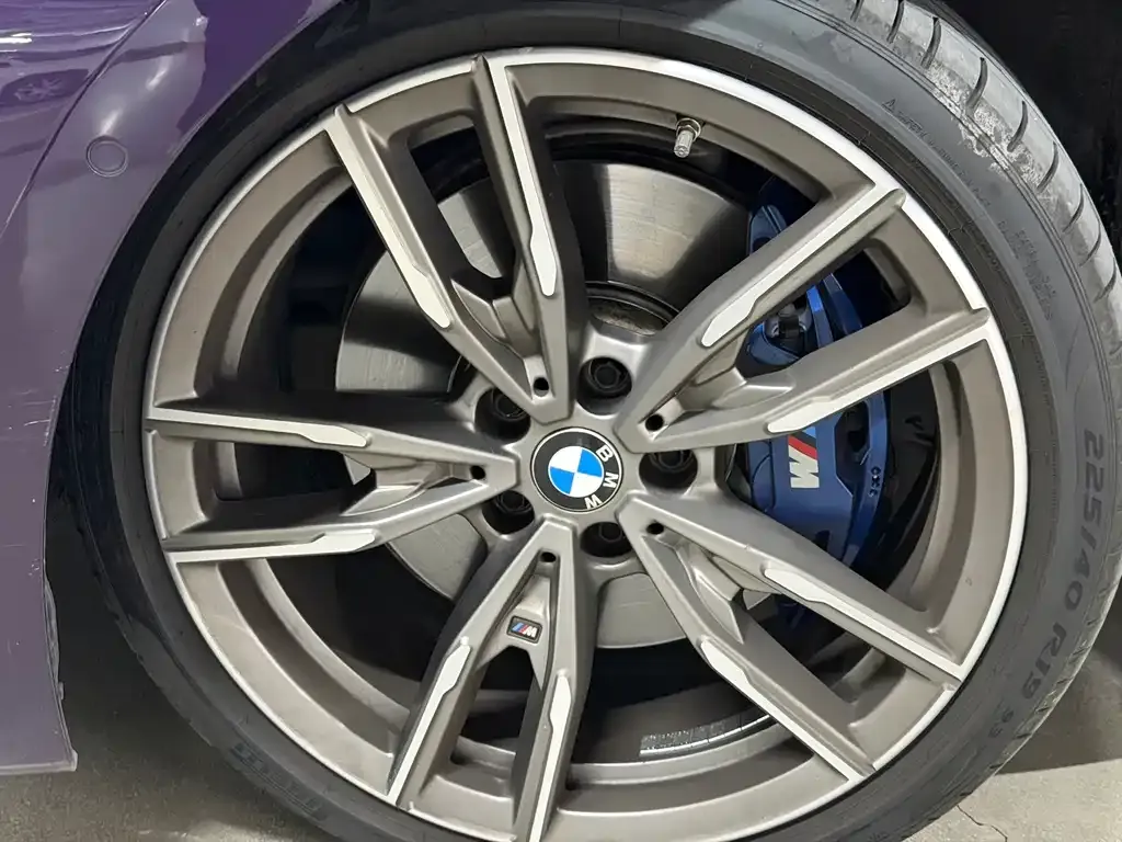 BMW M240i — фото 4