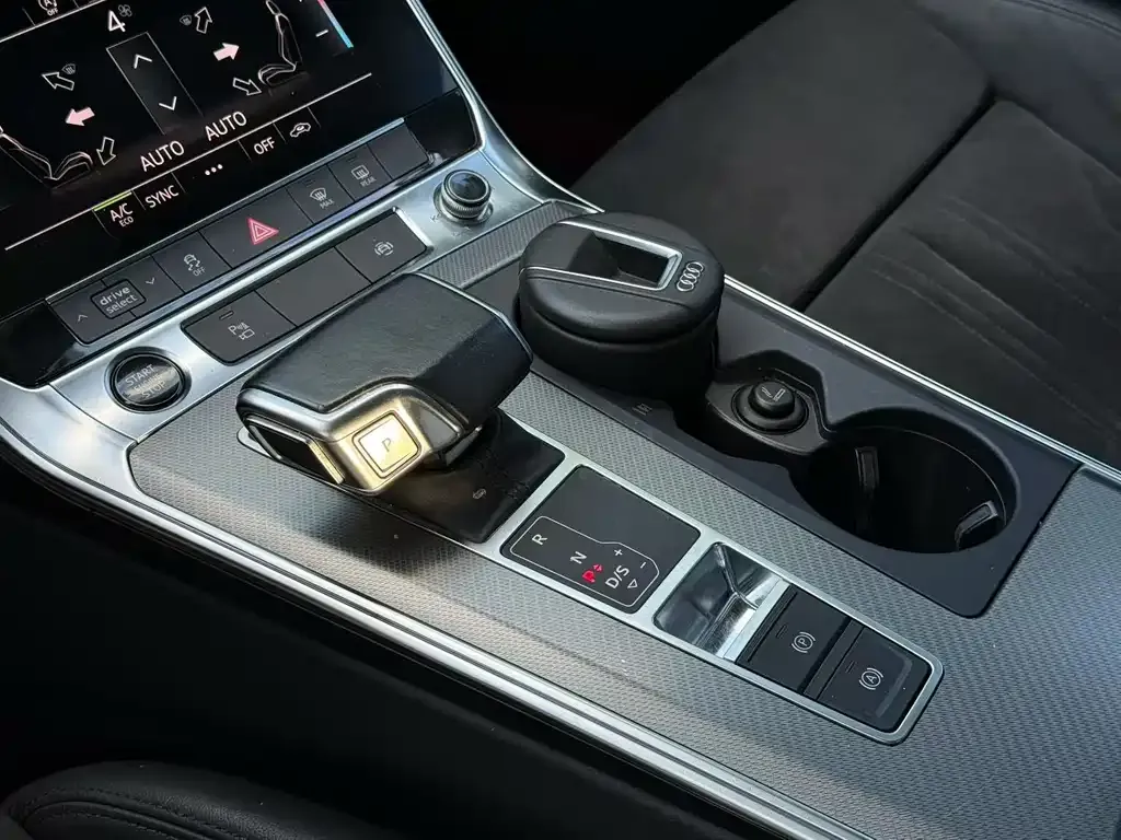 Audi A6 (Import) — фото 3