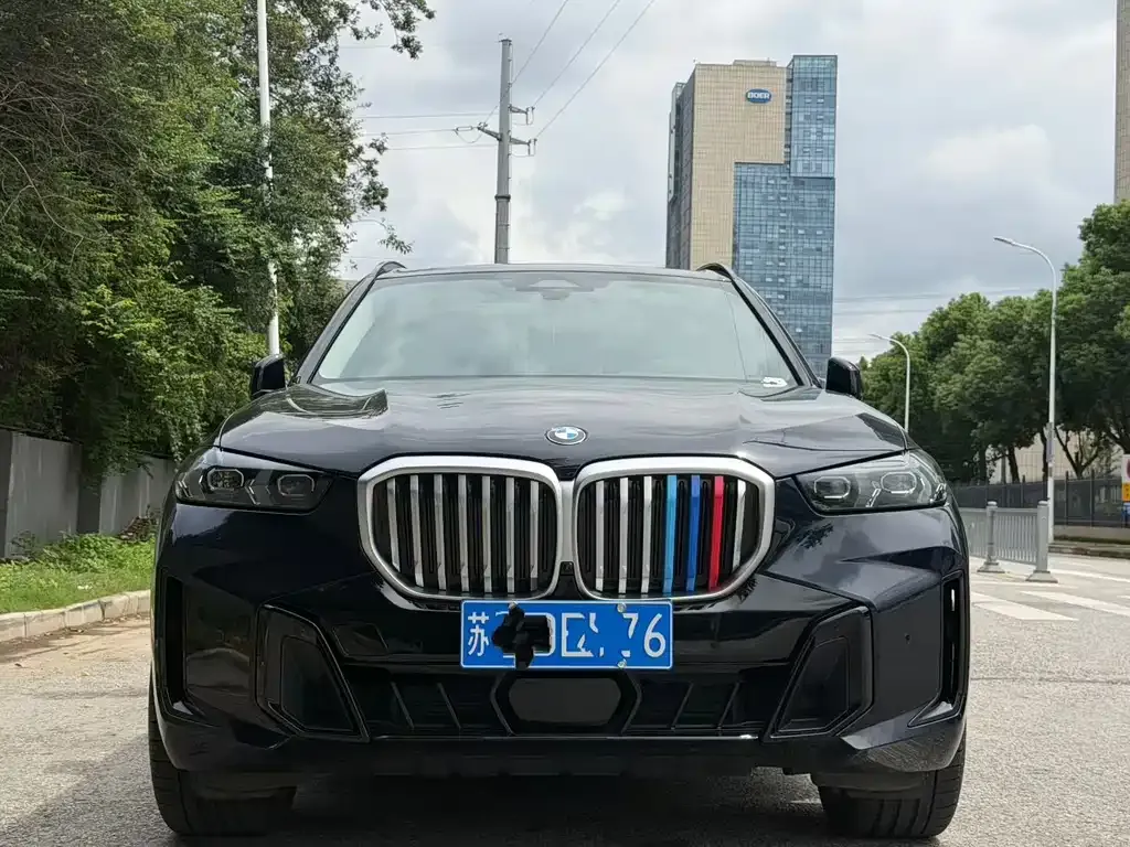 BMW X5 — фото 1