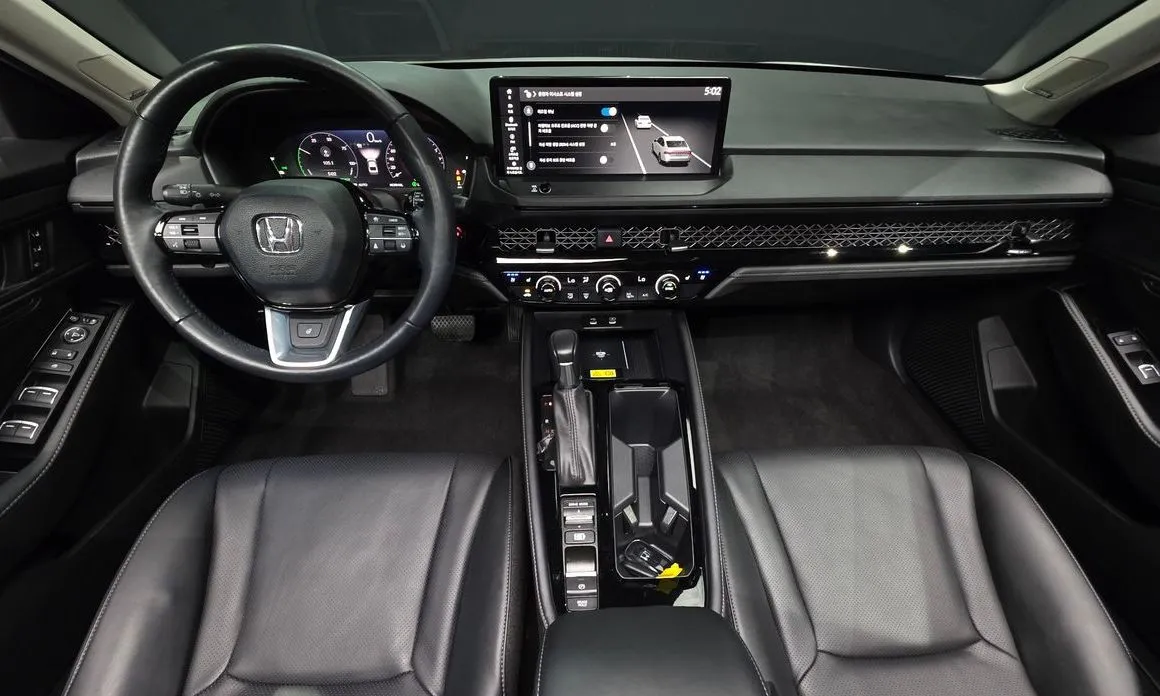 Honda Accord — фото 7