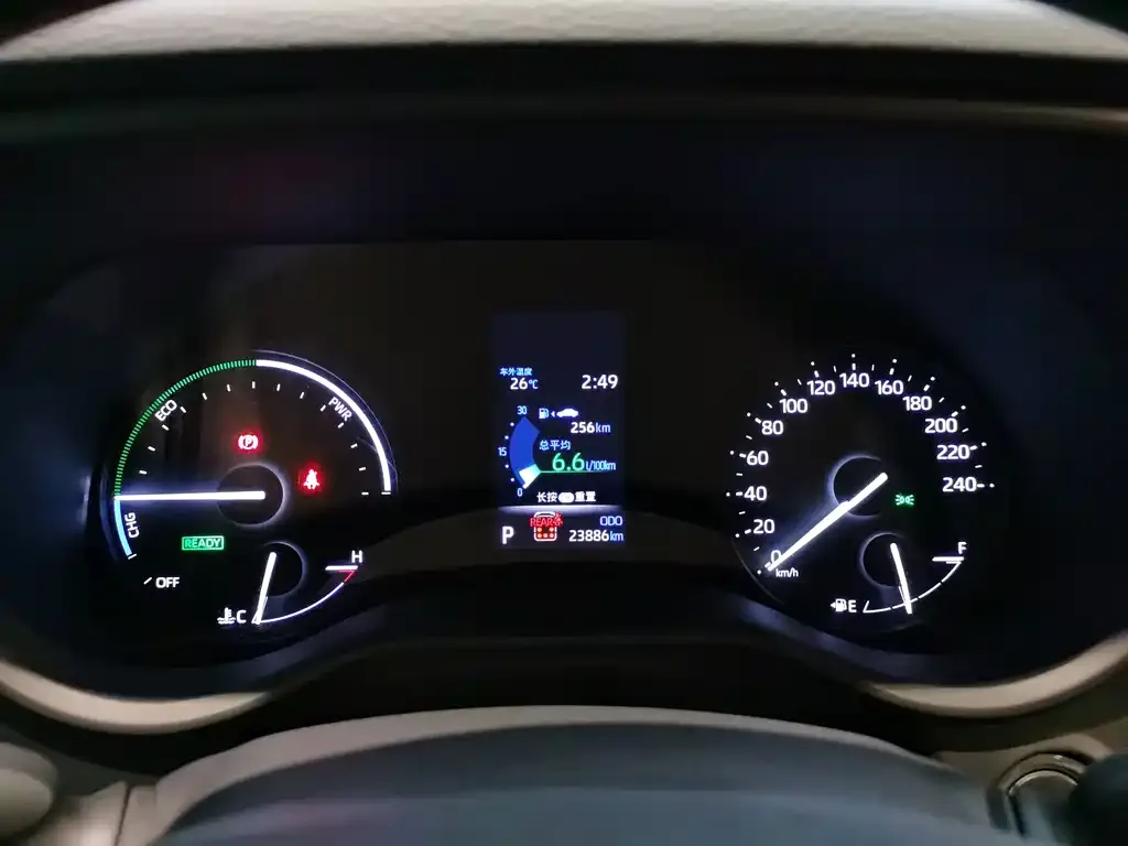 Toyota Sienna — фото 2