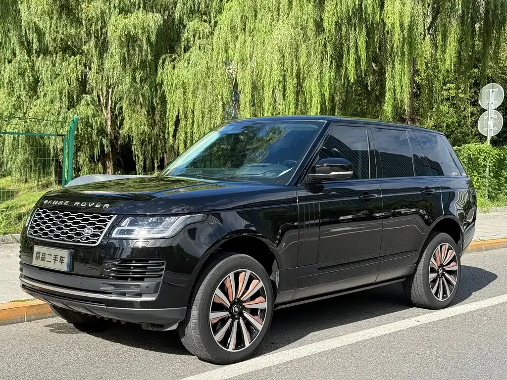 Land Rover Range Rover — фото 1