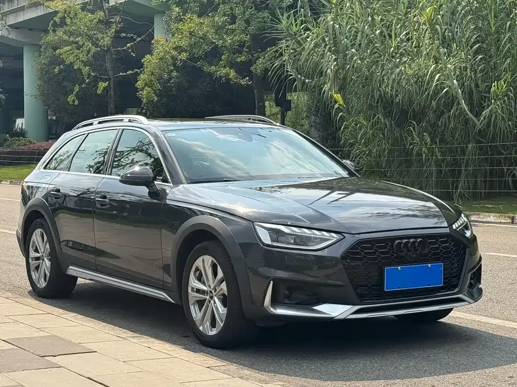 Audi A4 (Import) — фото 2