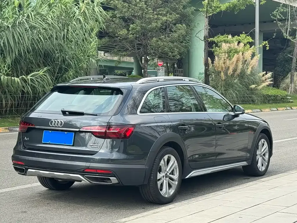 Audi A4 (Import) — фото 9