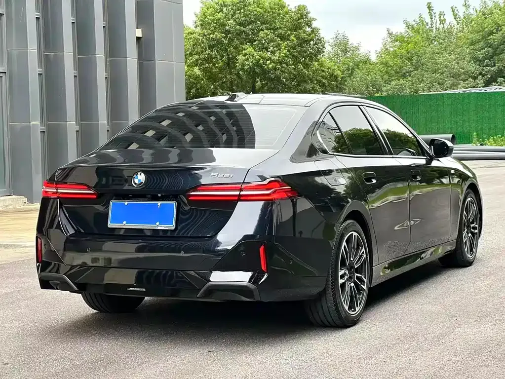 BMW 5 Series (Import) — фото 6