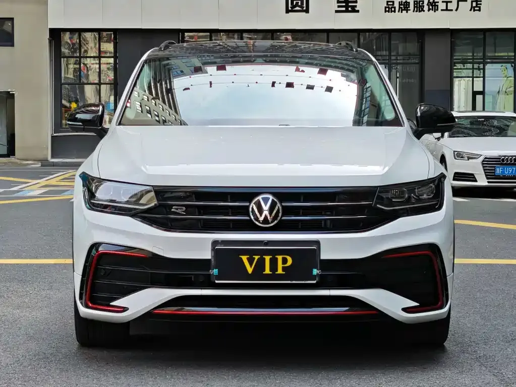Volkswagen Tiguan X — фото 9