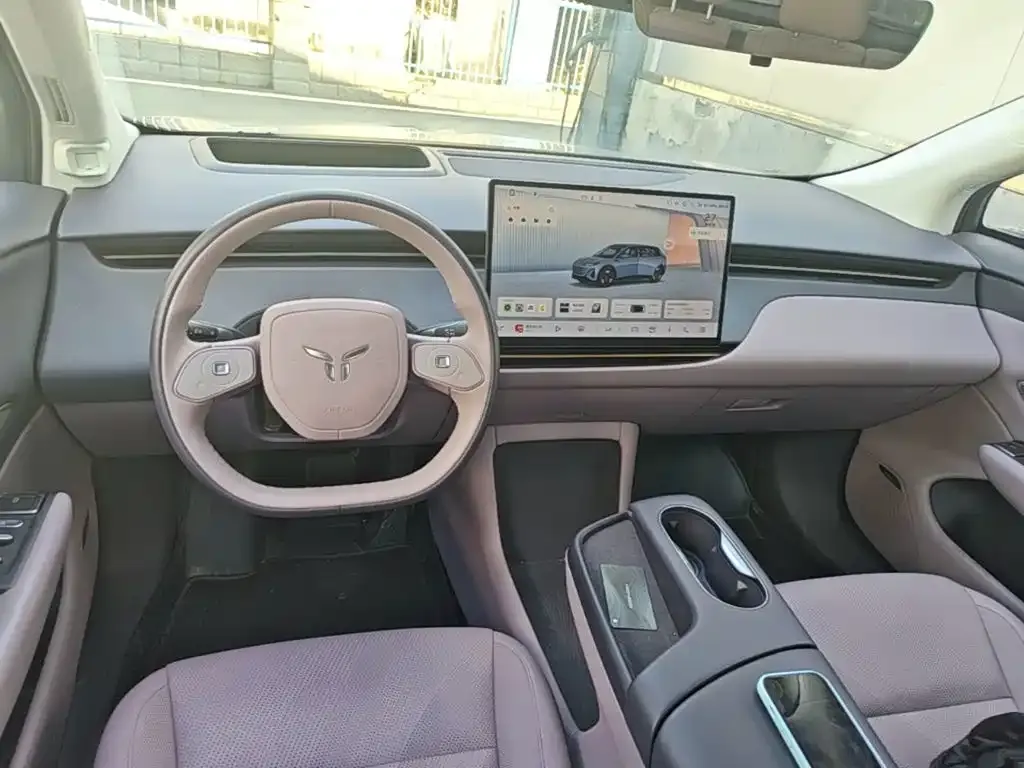Hongqi Hongqi Tiangong 06 — фото 4