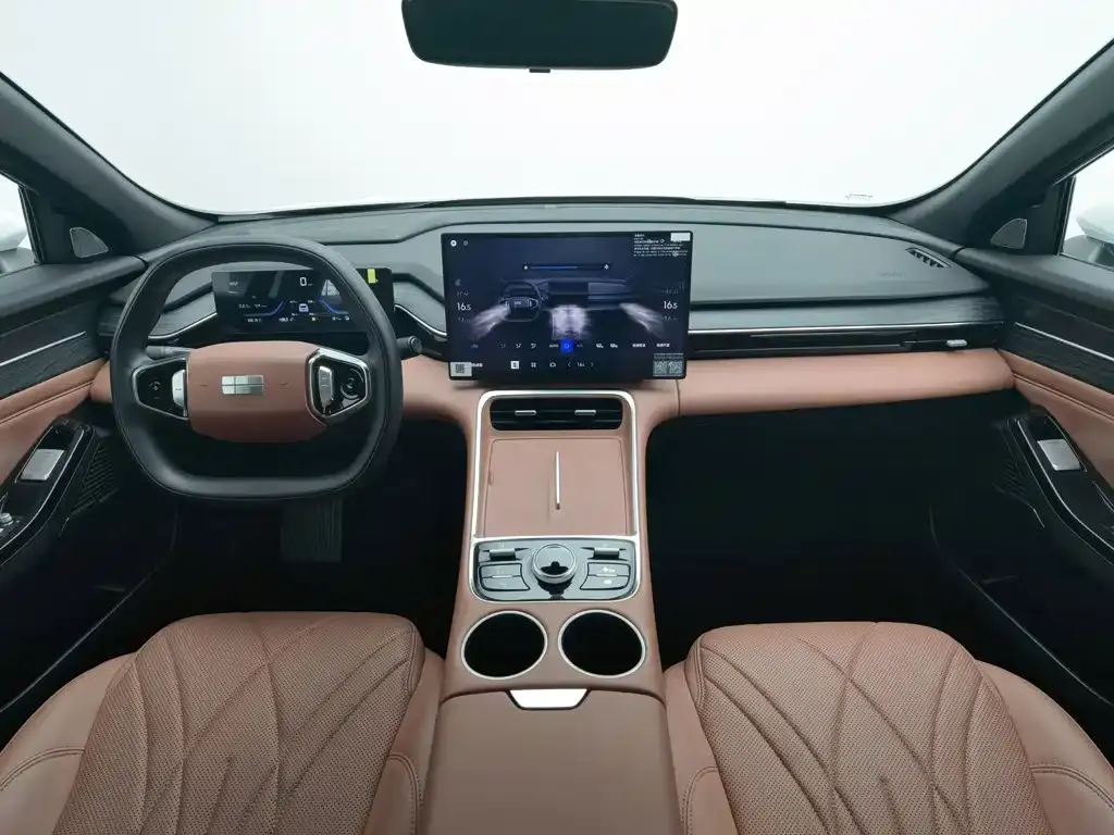 Geely Galaxy L6 — фото 10