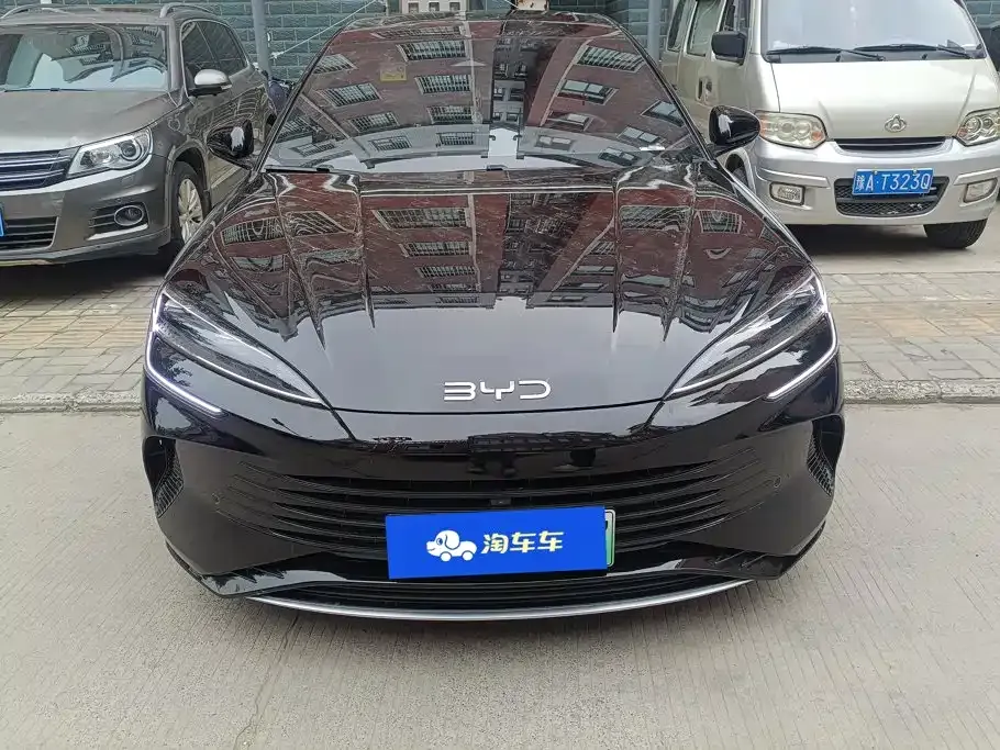 BYD Seal — фото 4