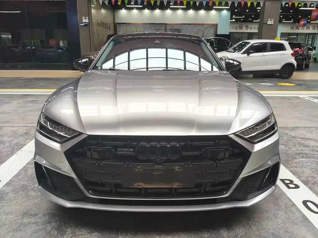 Audi A7L — фото 7