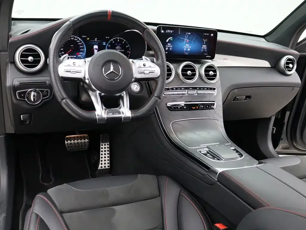 Mercedes-Benz GLC AMG — фото 6