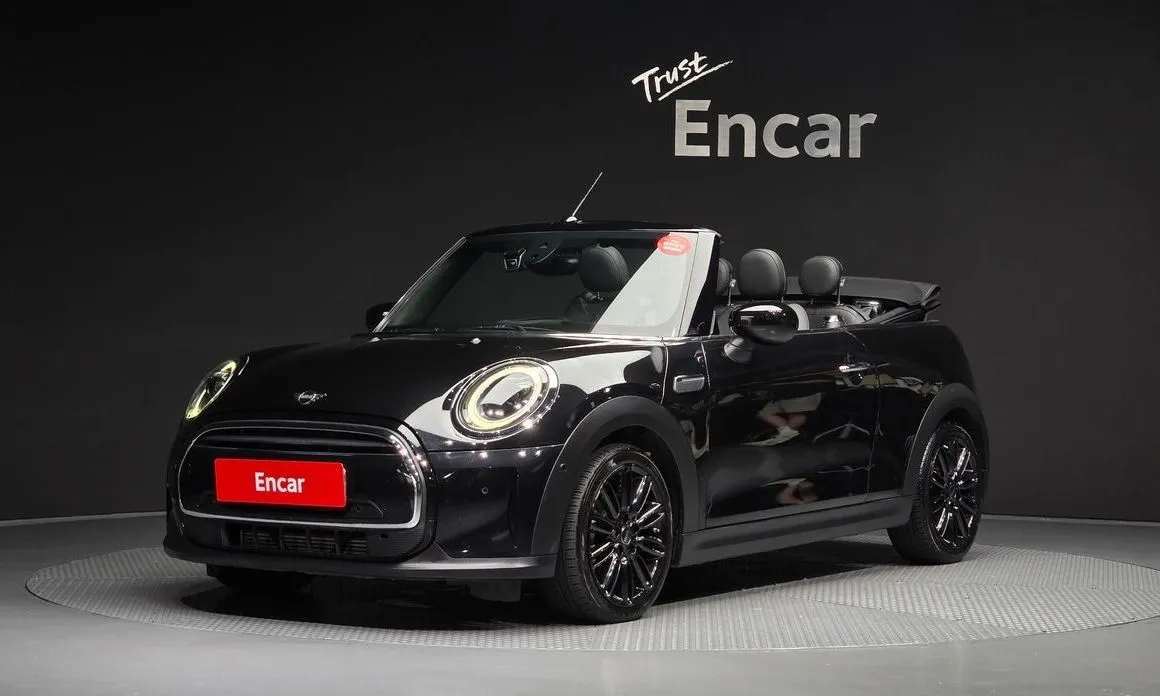 Mini Cooper Convertible — фото 1