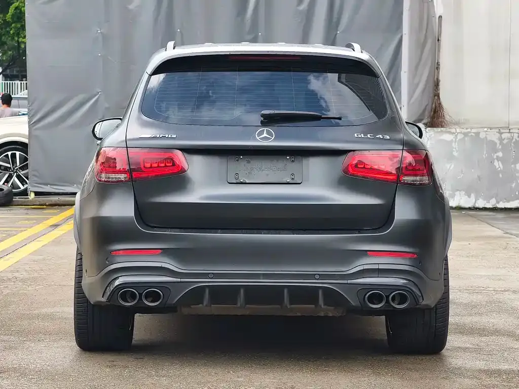 Mercedes-Benz GLC AMG — фото 5
