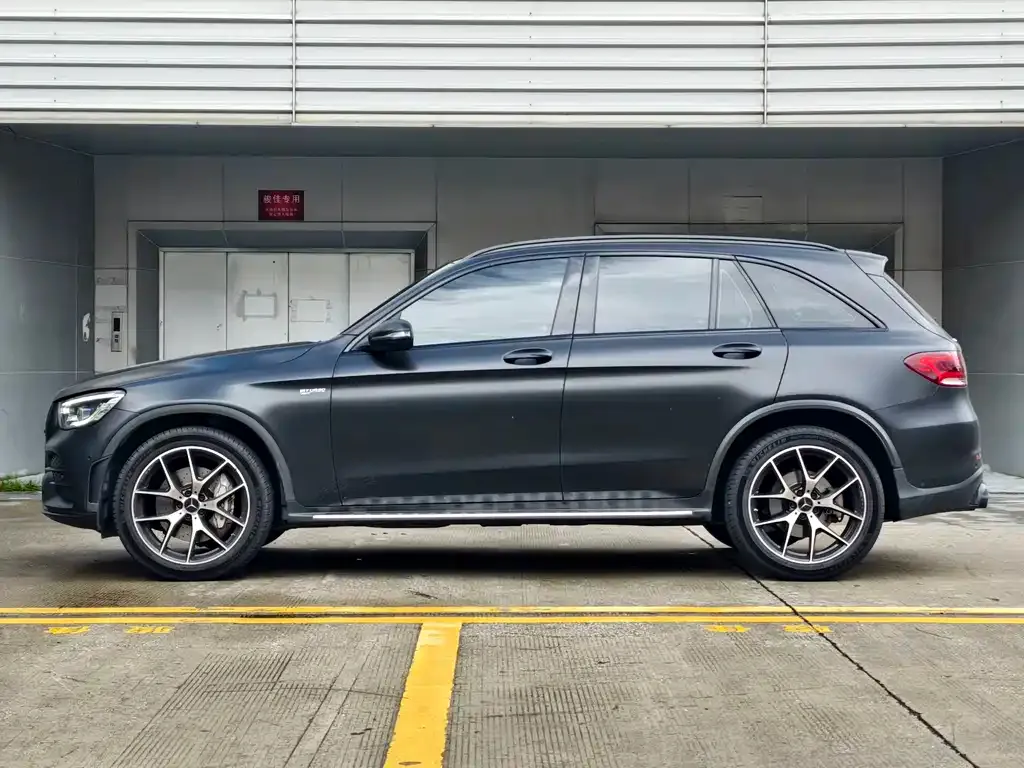 Mercedes-Benz GLC AMG — фото 3